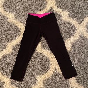 Size 4 Reversible Wunder Under Crops in GUC